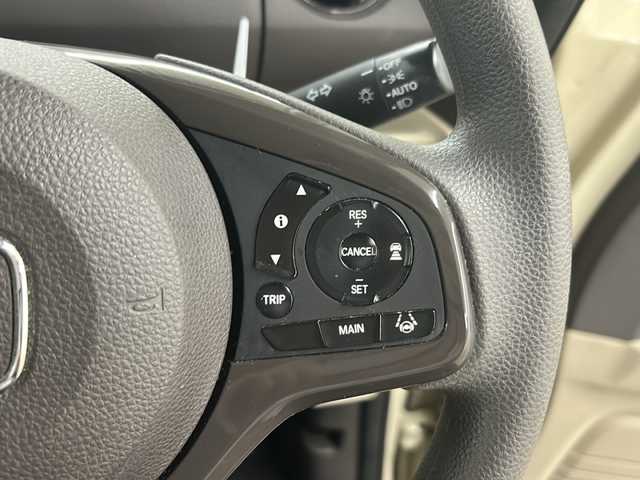 ホンダ Ｎ ＢＯＸ G L ホンダセンシング 長崎県 2020(令2)年 3.9万km プレミアムアイボリーパールⅡ Honda SENSING/・誤発進抑制機能/・歩行者事故低減ステアリング/・先行車発進お知らせ機能/・標識認識機能/・路外逸脱抑制機能/・ACC〈アダプティブ・クルーズ・コントロール〉/・LKAS〈車線維持支援システム〉/・後方誤発進抑制機能/・オートハイビーム/ナビ装着用スペシャルパッケージ（VXM-214VFi）/・BTオーディオCD/DVD/FM/AM/フルセグTV/前席シートヒーター/ETC/左側パワースライドドア/コムテック前後ドライブレコーダー（ZDR-025）/スマートキー/プッシュスタート/イージークロージャー/オートリトラミラー/LEDヘッドライト/電格ウィンカーミラー/リアサンシェード/保証書/取扱説明書