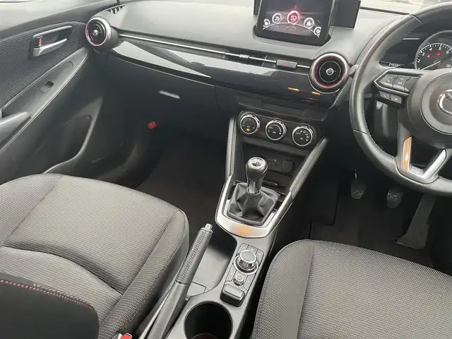 マツダ マツダ２ 15S ブラックトーンED 茨城県 2021(令3)年 2.5万km 黒 純正ナビ（FM.AM.BT.TV）/６F/プッシュスタート/クルーズコントロール/ステアリングリモコン/コーナーセンサー/フロアマット/ワンオーナー