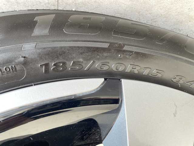 トヨタ シエンタ ハイブリッド G クエロ 愛知県 2019(平31)年 5.4万km ホワイトパールクリスタルシャイン 純正9型ナビ　SDカードなし/両側パワースライドドア/クルーズコントロール/バックカメラ/コーナーセンサー/LEDヘッドライト/オートマチックハイビーム/ドライブレコーダー/ETC/衝突軽減システム/フルセグ/CD DVD/Bluetooth/ステアリングスイッチ/スマートキー/プッシュスタート