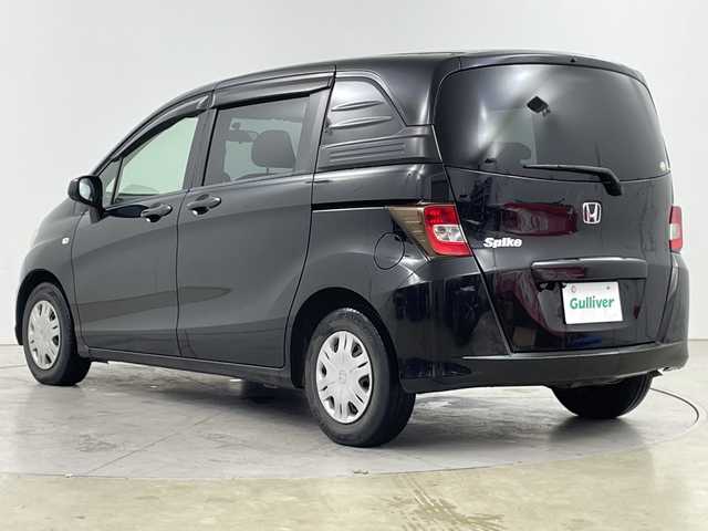 ホンダ フリード スパイク G ジャストセレクション 道央・札幌 2010(平22)年 13.3万km プレミアムブラキッシュパール ・社外ナビ　フルセグ/BT/CD/DVD/AUX/・バックカメラ/・両側パワースライドドア/・社外ドライブレコーダー/・オートライト/・ウォークスルー/・ETC/・ABS