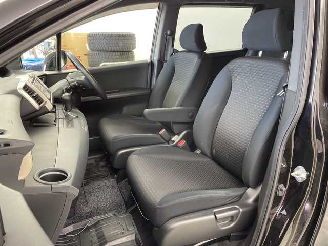 ホンダ フリード スパイク G ジャストセレクション 道央・札幌 2010(平22)年 13.3万km プレミアムブラキッシュパール ・社外ナビ　フルセグ/BT/CD/DVD/AUX/・バックカメラ/・両側パワースライドドア/・社外ドライブレコーダー/・オートライト/・ウォークスルー/・ETC/・ABS