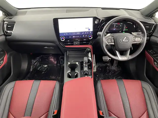 レクサス ＮＸ 350h Fスポーツ 埼玉県 2022(令4)年 2.8万km ホワイトノーヴァガラスフレーク サンルーフ　三眼ＬＥＤ　ＴＲＤエアロ　マフラー　アラウンドビューモニター　ＢＳＭ　ヘッドアップディスプレイ　シートヒーター　ベンチレーション　ステアリングヒーター　ドライブレコーダー　ＥＴＣ２．０
