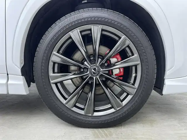 レクサス ＮＸ 350h Fスポーツ 埼玉県 2022(令4)年 2.8万km ホワイトノーヴァガラスフレーク サンルーフ　三眼ＬＥＤ　ＴＲＤエアロ　マフラー　アラウンドビューモニター　ＢＳＭ　ヘッドアップディスプレイ　シートヒーター　ベンチレーション　ステアリングヒーター　ドライブレコーダー　ＥＴＣ２．０