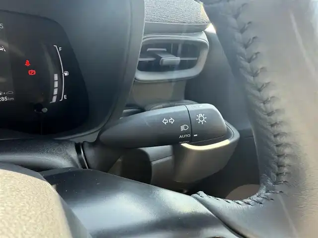 トヨタ シエンタ ハイブリッド Z 兵庫県 2025(令7)年 1.1万km プラチナホワイトパールマイカ ワンオーナー/10.5インチ純正ナビ/フルセグTV/パノラミックビューモニター/ビルトインETC/ドラレコ/両側パワースライドドア/ブラインドスポットモニター/オートハイビーム/レーダークルーズコントロール/レーンキープアシスト/LEDヘッドライト