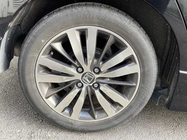 ホンダ フィット ハイブリット Sパッケージ 宮崎県 2014(平26)年 6.8万km クリスタルブラックパール ＳＤナビ　前後ドライブレコーダー　ＥＴＣ Bluetooth バックカメラ フルセグTV USB入力端子 クルーズコントロール（追尾なし) LEDライト HDMI搭載 電動格納ミラー オートライト 純正フロアマット 純正アルミホイール 取扱説明書 保証書