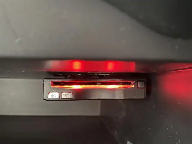 日産 ノート e－パワー X Vセレクション 滋賀県 2020(令2)年 3.6万km ブリリアントシルバー 社外7インチナビ/【Bluetooth/CD/DVD/フルセグTV】/全方位カメラ/クリアランスソナー/レーンキープアシスト/衝突軽減ブレーキ/デジタルインナーミラー/ETC2.0/純正フロアマット/プッシュスタート/スマートキー/ステアリングリモコン