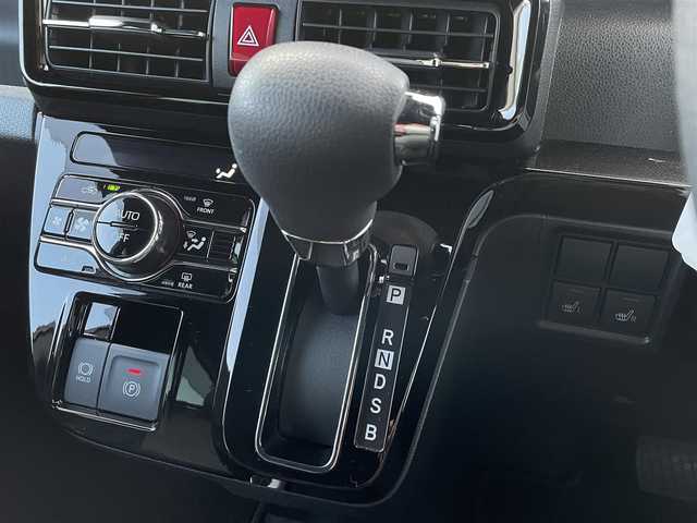 ダイハツ タント カスタム X 大分県 2022(令4)年 1.5万km シャイニングホワイトパール 社外メモリナビ CN-HA02WD/【フルセグ/DVD/BTオーディオ】/バックカメラ/両側パワースライドドア/ブラックハーフレザー調シート/純正14インチアルミホイール/スマートアシスト/クリアランスソナー/充電用USBソケット/電動パーキングブレーキ/前席シートヒーター/ETC/LEDヘッドライト/LEDフォグランプ/オートライト/ウインカーミラー/ステアリングリモコン/チルトステアリング/エンジンプッシュスタート/横滑り防止装置/アイドリングストップ/運転席シートリフター/リアプライバシーガラス/ドアバイザー/フロアマット/オートリトラミラー/カーテン＆サイド＆Wエアバッグ/ABS/スマートキー×2/保証書/車両取説