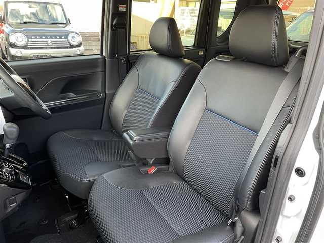 ダイハツ タント カスタム X 大分県 2022(令4)年 1.5万km シャイニングホワイトパール 社外メモリナビ CN-HA02WD/【フルセグ/DVD/BTオーディオ】/バックカメラ/両側パワースライドドア/ブラックハーフレザー調シート/純正14インチアルミホイール/スマートアシスト/クリアランスソナー/充電用USBソケット/電動パーキングブレーキ/前席シートヒーター/ETC/LEDヘッドライト/LEDフォグランプ/オートライト/ウインカーミラー/ステアリングリモコン/チルトステアリング/エンジンプッシュスタート/横滑り防止装置/アイドリングストップ/運転席シートリフター/リアプライバシーガラス/ドアバイザー/フロアマット/オートリトラミラー/カーテン＆サイド＆Wエアバッグ/ABS/スマートキー×2/保証書/車両取説