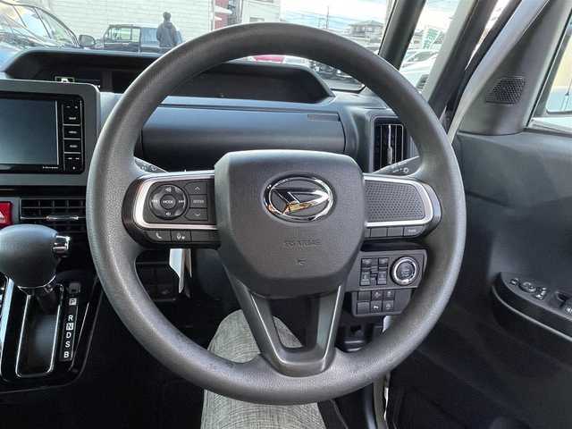 ダイハツ タント カスタム X 大分県 2022(令4)年 1.5万km シャイニングホワイトパール 社外メモリナビ CN-HA02WD/【フルセグ/DVD/BTオーディオ】/バックカメラ/両側パワースライドドア/ブラックハーフレザー調シート/純正14インチアルミホイール/スマートアシスト/クリアランスソナー/充電用USBソケット/電動パーキングブレーキ/前席シートヒーター/ETC/LEDヘッドライト/LEDフォグランプ/オートライト/ウインカーミラー/ステアリングリモコン/チルトステアリング/エンジンプッシュスタート/横滑り防止装置/アイドリングストップ/運転席シートリフター/リアプライバシーガラス/ドアバイザー/フロアマット/オートリトラミラー/カーテン＆サイド＆Wエアバッグ/ABS/スマートキー×2/保証書/車両取説