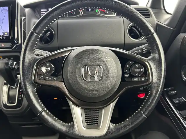 ホンダ Ｎ ＢＯＸ カスタム G L ターボ ホンダセンシング 千葉県 2018(平30)年 4万km プラチナホワイトパール ホンダセンシング/・衝突軽減ブレーキ/・レーンキープアシスト/・誤発進抑制機能/・オートハイビーム/社外8インチナビ/CD DVD BT フルセグTV/バックカメラ/両側パワースライドドア/レーダークルーズコントロール/パドルシフト/ハーフレザーシート/LEDオートライト/スマートキー/純正15インチアルミホイール/ETC