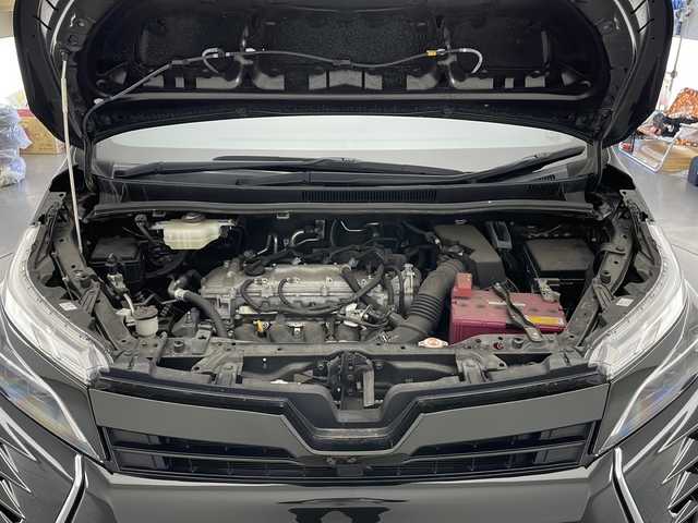 トヨタ ヴォクシー ZS 煌Ⅱ 長野県 2020(令2)年 5.5万km イナズマスパーキングブラックガラスフレーク 社外SDナビ/Bluetooth/CD/DVD/フルセグTV/バックカメラ/両側パワスラ/ETC/純正16インチAW装着/社外フロアマット/ステアリングスイッチ/横滑り防止装置/衝突被害軽減システム/車線逸脱警報/パーキングサポートブレーキ/先行車発進告知/コーナーセンサー/クルーズコントロール/スペアキー/スペアキー1本