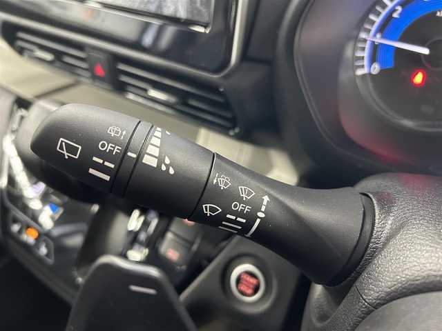 三菱 デリカミニ T プレミアム 千葉県 2025(令7)年 0.1千km パールⅡ 届出済未使用車　/純正９型ディスプレイ　/全周囲カメラ　/デジタルミラー　/マイパイロット　/両側パワースライドドア　/シートヒーター　/衝突軽減ブレーキ　/車線維持支援　/レーンチェンジアシスト　/オートハイビーム/スマートフォン連携/サイドデカール/ルーフブラック