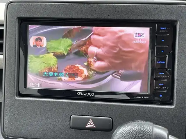 スズキ ワゴンＲ HYBRID FX 宮崎県 2019(平31)年 6万km スペリアホワイト アイドリングストップシステム/デュアルセンサーブレーキ/社外メモリーナビ KXMG305W/ワンセグ/CD/AM/FM/AUXオーディオ/社外14インチアルミホイール/オートライト/運転席シートヒーター/プッシュスタート/スマートキー1本/ETC/ドアバイザー