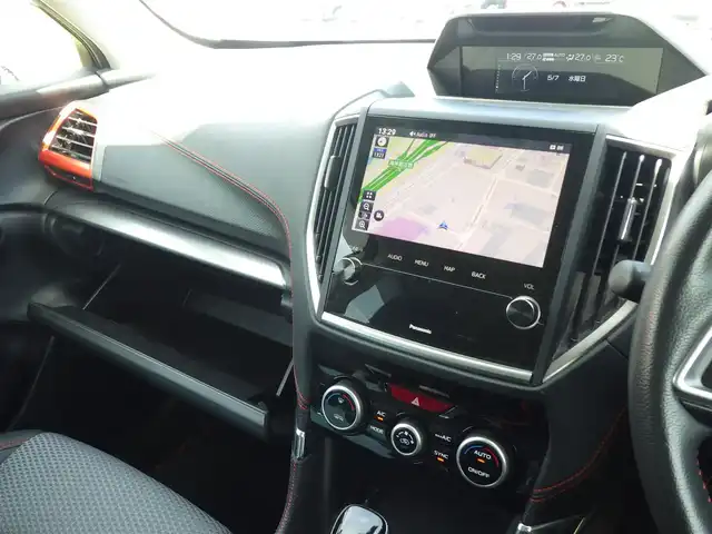 スバル フォレスター ハイブリッド X－ブレイク 千葉県 2020(令2)年 5.5万km クリスタルホワイトP アイサイトセーフティプラス/スマートリアビューミラー/パワーバックドア/前席パワーシート/シートヒーター/ハーフレザーシート/純正メモリーナビ/地デジTV/【DVD/CD再生機能　Bluetooth接続】/サイド/バックカメラ/ステアリングヒーター/デジタルインナーミラー/ETC（2.0）/LEDヘッドライト/コーナーセンサー/純正17インチアルミホイル/サイド/カーテンエアバッグ/キーレスアクセス