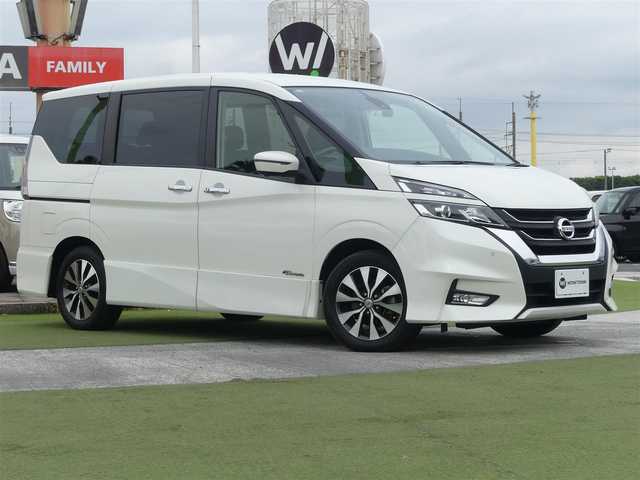 日産 セレナ ハイウェイスター G 千葉県 2017(平29)年 4.9万km ブリリアントホワイトパール エマージェンシーブレーキ/インテリジェントパーキングアシスト/クルーズコントロール/アイドリングストップ/ハンズフリー両側パワースライドドア/純正SDナビ/地デジTV/【DVD/CD再生機能　Bluetooth接続】/アラウンドビューモニター/フリップダウンモニター（RSA10S-L）/ドライブレコーダー/革巻きステアリング/ステアリングスイッチ/ETC/LEDヘッドライト/フォグライト/ウインカーミラー/コーナーセンサー/純正16インチアルミホイル/サイド/カーテンエアバッグ/インテリジェントキー