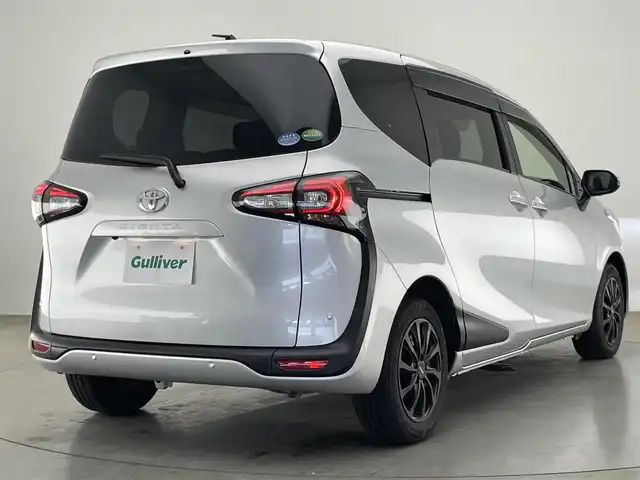 トヨタ シエンタ G セーフティエディション 愛知県 2020(令2)年 2.2万km シルバーM 純正９型ナビ　フルセグＴＶ　全方位カメラ　シートヒーター　両側パワースライドドア　コーナーセンサー　セーフティセンス　衝突軽減装置　ＬＥＤオートライト　ＥＴＣ　ハンドルヒーター　フォグランプ　禁煙車