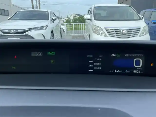 トヨタ プリウス SセーフティプラスⅡ 群馬県 2020(令2)年 1万km アティチュードブラックマイカ 純正ナビ　/フルセグ・Ｂｌｕｅｔｏｏｔｈ・CD・DVD　/全周囲カメラ　/ＢＳＭ　/アダプティブクルーズコントロール　/レーンアシスト　/衝突軽減ブレーキ/自動防眩ミラー　/純正フロアマット　/オートハイビーム　/コーナーセンサー　/ＥＴＣ　/純正ＡＷ