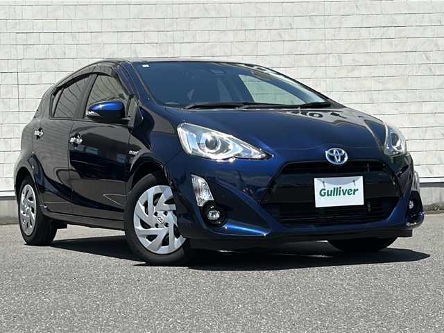 トヨタ アクア S スタイルブラック 茨城県 2017(平29)年 7.9万km ダークブルーマイカ 純正ナビ/バックカメラ/フルセグＴＶ/Ｂｌｕｅｔｏｏｔｈ/ＥＴＣ/衝突軽減ブレーキ/レーンキープアシスト/オートライト/オートハイビーム/LEDヘッドライト/スマートキー/スペアキー/プッシュスタート/取扱説明書