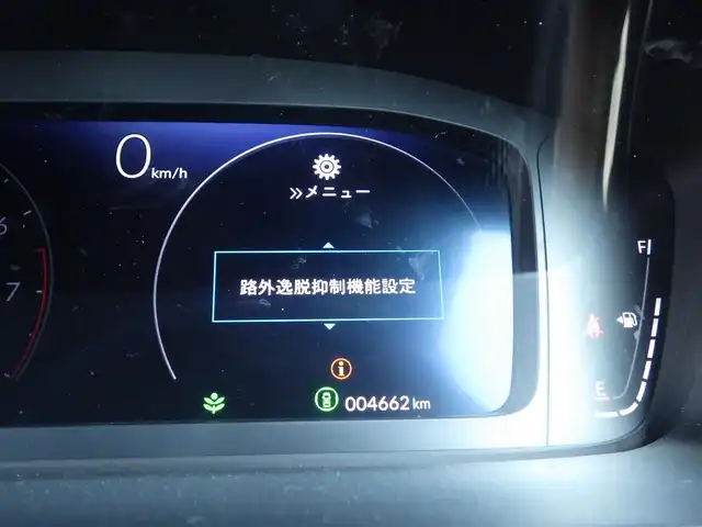 ホンダ ステップワゴン スパーダ 千葉県 2024(令6)年 0.5万km クリスタルブラックパール ホンダセンシング/・衝突軽減ブレーキ（CMBS）/・車線維持支援システム（LKAS）/・ブラインドスポットインフォメーション/・アダプティブクルーズコントロール（ACC）/・後方誤発進抑制機能/・誤発進抑制機能/パワーバックドア/両側パワースライドドア/純正メモリーナビ/地デジTV/【DVD/CD再生機能　Bluetooth接続】/バックカメラ/ハーフレザーシート/前席シートヒーター/ETC（2.0）/LEDヘッドライト/LEDフォグライト/ウインカーミラー/コーナーセンサー/純正16インチアルミホイル/サイド/カーテンエアバッグ/Honda スマートキー
