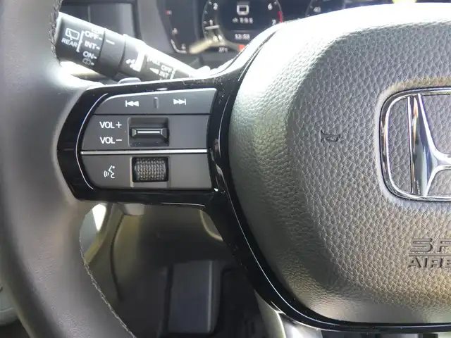 ホンダ ステップワゴン スパーダ 千葉県 2024(令6)年 0.5万km クリスタルブラックパール ホンダセンシング/・衝突軽減ブレーキ（CMBS）/・車線維持支援システム（LKAS）/・ブラインドスポットインフォメーション/・アダプティブクルーズコントロール（ACC）/・後方誤発進抑制機能/・誤発進抑制機能/パワーバックドア/両側パワースライドドア/純正メモリーナビ/地デジTV/【DVD/CD再生機能　Bluetooth接続】/バックカメラ/ハーフレザーシート/前席シートヒーター/ETC（2.0）/LEDヘッドライト/LEDフォグライト/ウインカーミラー/コーナーセンサー/純正16インチアルミホイル/サイド/カーテンエアバッグ/Honda スマートキー