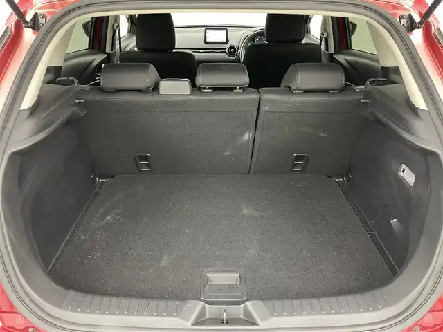 マツダ ＣＸ－３ XD 岡山県 2019(令1)年 3.7万km ソウルレッドクリスタルM 純正SDナビ/Bluetooth/衝突軽減ブレーキ/LEDヘッドライト/バックカメラ/コーナーセンサー/レーンキープアシスト/オートハイビーム/プッシュスタート/スマートキー×2/アイドリングストップ/純正18インチアルミホイール/オートライト/純正フロアマット