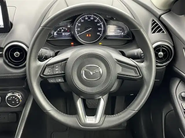 マツダ ＣＸ－３ XD 岡山県 2019(令1)年 3.7万km ソウルレッドクリスタルM 純正SDナビ/Bluetooth/衝突軽減ブレーキ/LEDヘッドライト/バックカメラ/コーナーセンサー/レーンキープアシスト/オートハイビーム/プッシュスタート/スマートキー×2/アイドリングストップ/純正18インチアルミホイール/オートライト/純正フロアマット