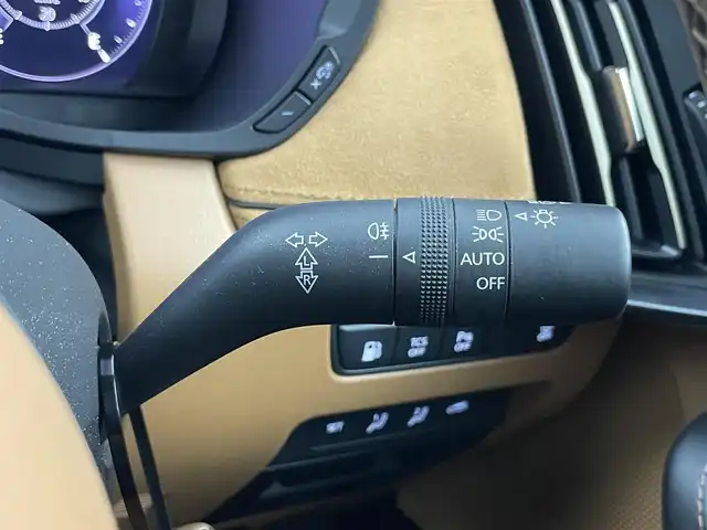 マツダ ＣＸ－６０ ＰＨＥＶ プレミアムスポーツ 埼玉県 2022(令4)年 0.9万km ロジウムホワイトプレミアムメタリック 360度ビューモニター 茶レザーシート BOSEサウンド サンルーフ BSM ステアリングヒーター パワーバックドア LEDヘッドライト ETC AC100V ベンチレーション シートヒーター