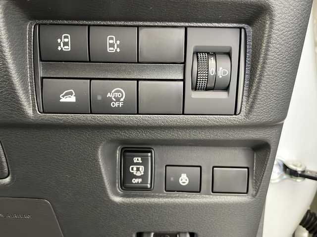 三菱 デリカミニ T プレミアム 長野県 2025(令7)年 0.1千km ベージュＭ 登録済未使用車/4WD/純正9インチディスプレイオーディオ/（Bluetooth／AppleCarPlay／AndroidAuto）/360°カメラ/前席シートヒーター/ステアリングヒーター/両側電動スライドドア（ハンズフリー）/デジタルインナーミラー/後席サンシェード/衝突軽減ブレーキ/車線逸脱防止支援機能/マイパイロット/前後コーナーセンサー/ハーフレザーシート/電子パーキング/ヘッドライトレベライザー/スマートキー/スペアキー/取扱説明書/保証書