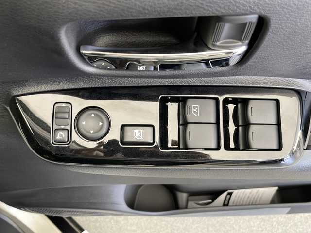 三菱 デリカミニ T プレミアム 長野県 2025(令7)年 0.1千km ベージュＭ 登録済未使用車/4WD/純正9インチディスプレイオーディオ/（Bluetooth／AppleCarPlay／AndroidAuto）/360°カメラ/前席シートヒーター/ステアリングヒーター/両側電動スライドドア（ハンズフリー）/デジタルインナーミラー/後席サンシェード/衝突軽減ブレーキ/車線逸脱防止支援機能/マイパイロット/前後コーナーセンサー/ハーフレザーシート/電子パーキング/ヘッドライトレベライザー/スマートキー/スペアキー/取扱説明書/保証書