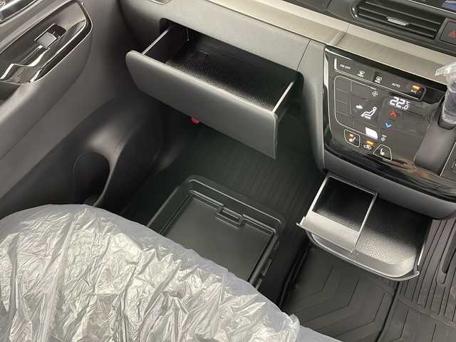 三菱 デリカミニ T プレミアム 長野県 2025(令7)年 0.1千km ベージュＭ 登録済未使用車/4WD/純正9インチディスプレイオーディオ/（Bluetooth／AppleCarPlay／AndroidAuto）/360°カメラ/前席シートヒーター/ステアリングヒーター/両側電動スライドドア（ハンズフリー）/デジタルインナーミラー/後席サンシェード/衝突軽減ブレーキ/車線逸脱防止支援機能/マイパイロット/前後コーナーセンサー/ハーフレザーシート/電子パーキング/ヘッドライトレベライザー/スマートキー/スペアキー/取扱説明書/保証書