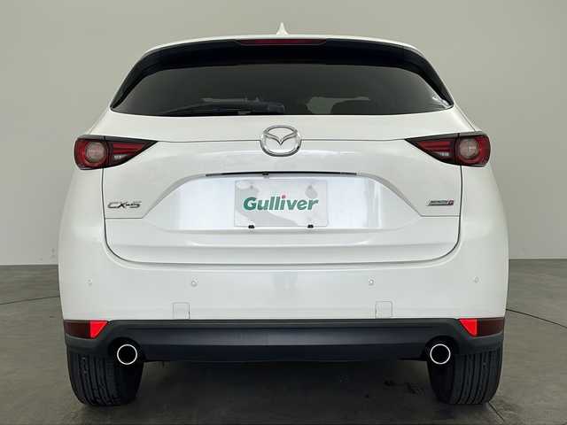 マツダ ＣＸ－５ XD プロアクティブ 兵庫県 2017(平29)年 5.9万km スノーフレイクホワイトパールマイカ ・純正ナビ&TV&SD&BT&DVD&CD&USB/・BOSEサウンド/・バックカメラ/・ETC/・ドライブレコーダー/・レーダークルーズコントロール/・レーンキープアシスト/・車間認知機能/・ブラインドスポットモニター/・標識認識機能/・ドライバーアテンションアラート/・パーキングセンサー/・衝突軽減ブレーキ/・車線逸脱警報/・ヘッドアップディスプレイ/・LEDオートライト/・フォグランプ/・オートマチックハイビーム/・パワーシート/・シートヒーター/・ステアリングヒーター/・電動リアゲート/・ブレーキホールド/・電動パーキングヴレーキ/・アイドリングストップ/・ステアリングリモコン/・防眩ミラー/・スペアキー/・ドアバイザー/・カーテンエアバック