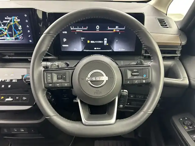 日産 セレナ ハイウェイスター V 三重県 2023(令5)年 0.6万km ダイヤモンドブラック 禁煙車　/純正ナビ　/アラウンドビューモニター　/両側パワースライドドア　/レーダークルーズコントロール　/ワイヤレス充電　/インテリジェントスマートルームミラー　/純正フロントスポイラー　/プロパイロット　/ＢＳＭ/エマージェンシーブレーキ/レーンキープアシスト /前後コーナーセンサー/純正前後ドライブレコーダー/MTモード付きAT/パドルシフト