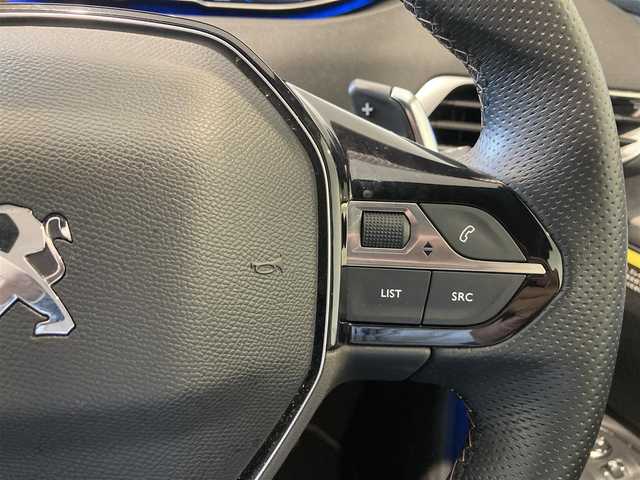 プジョー プジョー ５００８ GT 熊本県 2022(令4)年 2.9万km 黒 ・スマートキー/・プッシュスタート/・サンルーフ/・アクティブセーフティブレーキ/・トラフィックサインインフォメーション/・疲労検知/・アダプティブライト/・インテリジェントハイビーム/・パーキングセンサー/・ブラインドスポットモニター/・クルーズコントロール(追従式)/・ハーフレザーシート/・D席パワーシート /・前席シートヒーター /・純正ディスプレイオーディオ/　【Bluetooth・USB・AppleCarPlay・AndroidAuto】/・バックカメラ＆左サイドカメラ/・ETC/・ドライブレコーダー(前後録画)/・パワーバックドア/・純正マット/・保証書/取説