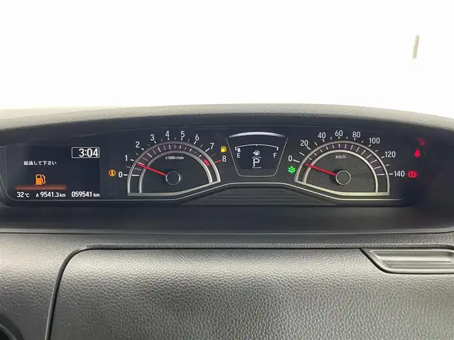ホンダ Ｎ ＢＯＸ カスタム G L ホンダセンシング 茨城県 2018(平30)年 6万km クリスタルブラックパール 社外ナビ/バックカメラ/ワンセグ/衝突被害軽減ブレーキ/車線逸脱抑制装置/レーダークルーズコントロール/クリアランスソナー/片側電動スライドドア/ETC/ドラレコ/純正15インチAW/LEDヘッドライト/スマートキー