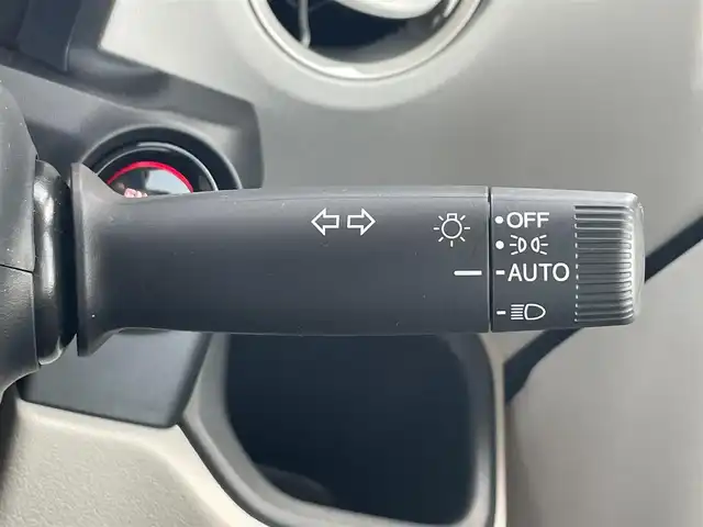 ホンダ Ｎ ＢＯＸ 神奈川県 2024(令6)年 0.2万km メテオロイドグレーメタリック 純正9型HDDナビ/(フルセグ/Bluetooth/CarPlay/CD/DVD)/ホンダコネクト/ホンダセンシング/・衝突軽減ブレーキ/・アダプティブクルーズコントロール/・レーンキープアシスト/・先行車発進告知/・標識認識/・オートハイビーム/LEDオートライト/両側電動スライドドア/電動パーキング/ブレーキホールド/前席シートヒーター/前方ドライブレコーダー/ビルトインETC/USB
