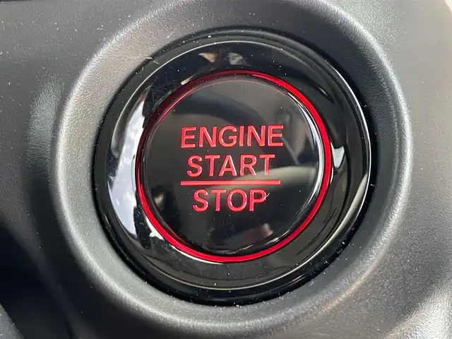 ホンダ Ｎ ＢＯＸ 神奈川県 2024(令6)年 0.2万km メテオロイドグレーメタリック 純正9型HDDナビ/(フルセグ/Bluetooth/CarPlay/CD/DVD)/ホンダコネクト/ホンダセンシング/・衝突軽減ブレーキ/・アダプティブクルーズコントロール/・レーンキープアシスト/・先行車発進告知/・標識認識/・オートハイビーム/LEDオートライト/両側電動スライドドア/電動パーキング/ブレーキホールド/前席シートヒーター/前方ドライブレコーダー/ビルトインETC/USB