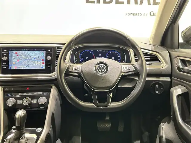 フォルクスワーゲン ＶＷ Ｔ－ロック TSI スタイル デザインPKG 福岡県 2021(令3)年 2.3万km ディープブラックパールエフェクト デジタルメータークラスター　/ナビ　/バックカメラ　/ＡｐｐｌｅＣａｒｐｌａｙ／Ａｎｄｒｏｉｄ　Ａｕｔｏ　/スマートキー　/ＡＣＣ　/ＢＳＭ　/衝突軽減Ｂ　/パワーバックドア　/LEDライト　/純正１７インチＡＷ　/ＥＴＣ