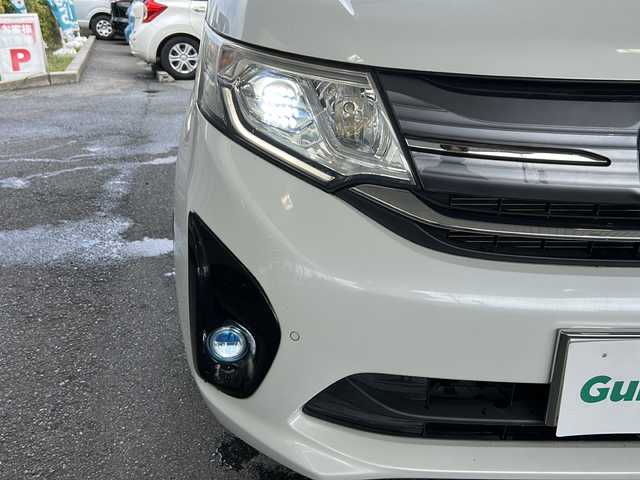 ホンダ ステップワゴン G ホンダセンシング 埼玉県 2018(平30)年 4.7万km プラチナホワイトパール 福祉車両/ナビ装着用スペシャルパッケージ＋ETC車載器(ナビゲーション連動)/Honda SENSING/クルーズコントロール/1列目シート用i-サイドエアバッグシステム＋サイドカーテンエアバッグシステム(1-3列目シート対応)/リア左側パワースライドドア＋スライドドア・イージークローザー（リア両側）/リア右側パワースライドドア/コンフォートビューパッケージ/IRカット(遮熱)＋スーパーUVカットフロントドアガラス/プラズマクラスター機能/トリプルゾーンコントロール・フルオートエアコンディショナー/LEDヘッドライト(オートレベリング/オートライトコントロール機構付)