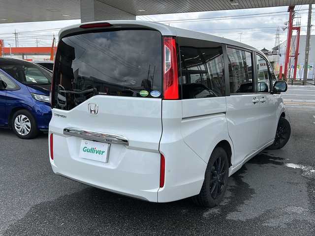 ホンダ ステップワゴン G ホンダセンシング 埼玉県 2018(平30)年 4.7万km プラチナホワイトパール 福祉車両/ナビ装着用スペシャルパッケージ＋ETC車載器(ナビゲーション連動)/Honda SENSING/クルーズコントロール/1列目シート用i-サイドエアバッグシステム＋サイドカーテンエアバッグシステム(1-3列目シート対応)/リア左側パワースライドドア＋スライドドア・イージークローザー（リア両側）/リア右側パワースライドドア/コンフォートビューパッケージ/IRカット(遮熱)＋スーパーUVカットフロントドアガラス/プラズマクラスター機能/トリプルゾーンコントロール・フルオートエアコンディショナー/LEDヘッドライト(オートレベリング/オートライトコントロール機構付)