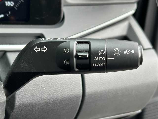 日産 オーラ G FOUR レザーエディション 岩手県 2024(令6)年 1.4万km ミッドナイトブラック/サンライズカッパー ４WD/ワンオーナー　/日産純正コネクトナビ　/フルセグTV/ブルートゥース/ＢＯＳＥスピーカー　/黒レザーシート　/全方位モニター　/プロパイロット　/デジタルインナーミラー　/置くだけ充電　/シートヒーター　/ビルトインＥＴＣ２．０　/ハンドルヒーター/BSM/プッシュスタート/スペアキー/フロアマット/ドアバイザー/保証書　取説　ナビ取説