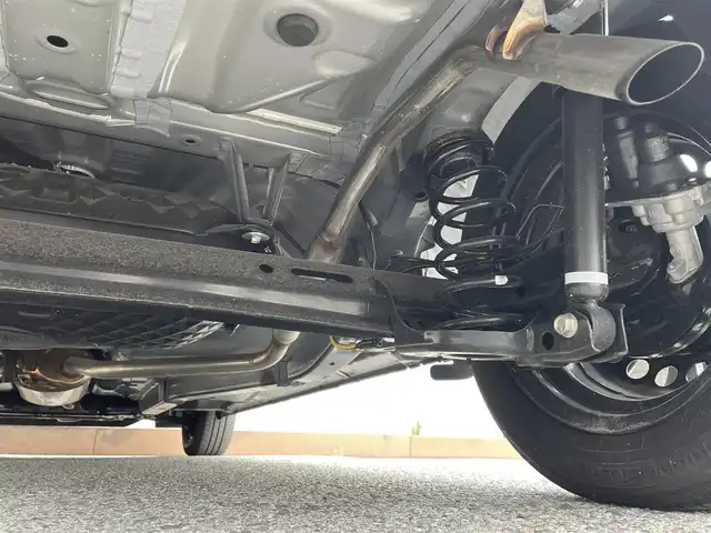 ダイハツ タント X ターボ 滋賀県 2025(令7)年 0.4万km ブラックマイカメタリック 片側パワースライドドア/純正9インチディスプレイオーディオ/（AM/FM/フルセグ/Bluetooth/USB/HDMI/ipod/Apple Car　play/Android Auto）/バックカメラ/ETC/前方ドライブレコーダー/踏み間違い防止アシスト/プリクラッシュブレーキアシスト/ヒルスタート（坂道発進）アシスト/前方衝突防止支援システム/TCS（トラクションコントロールシステム）/VDC（ビークルダイナミクスコントロール）/レーンキープアシスト/ABS（アンチロックブレーキシステム）/コーナー・バックセンサー（ソナー）/標識検知機能/車線逸脱警報/運転席・助手席シートヒーター/電動格納ミラー/電子パーキング/ブレーキホールド/アイドリングストップ/ステアリングスイッチ/オートライト/オートハイビーム/LEDヘッドライト/フルオートエアコン/USB端子/プッシュスタート/スマートキー/純正フロアマット/純正ドアバイザー