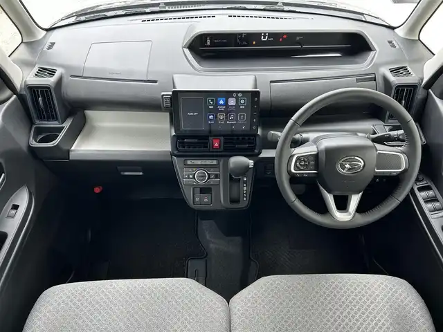 ダイハツ タント X ターボ 滋賀県 2025(令7)年 0.4万km ブラックマイカメタリック 片側パワースライドドア/純正9インチディスプレイオーディオ/（AM/FM/フルセグ/Bluetooth/USB/HDMI/ipod/Apple Car　play/Android Auto）/バックカメラ/ETC/前方ドライブレコーダー/踏み間違い防止アシスト/プリクラッシュブレーキアシスト/ヒルスタート（坂道発進）アシスト/前方衝突防止支援システム/TCS（トラクションコントロールシステム）/VDC（ビークルダイナミクスコントロール）/レーンキープアシスト/ABS（アンチロックブレーキシステム）/コーナー・バックセンサー（ソナー）/標識検知機能/車線逸脱警報/運転席・助手席シートヒーター/電動格納ミラー/電子パーキング/ブレーキホールド/アイドリングストップ/ステアリングスイッチ/オートライト/オートハイビーム/LEDヘッドライト/フルオートエアコン/USB端子/プッシュスタート/スマートキー/純正フロアマット/純正ドアバイザー