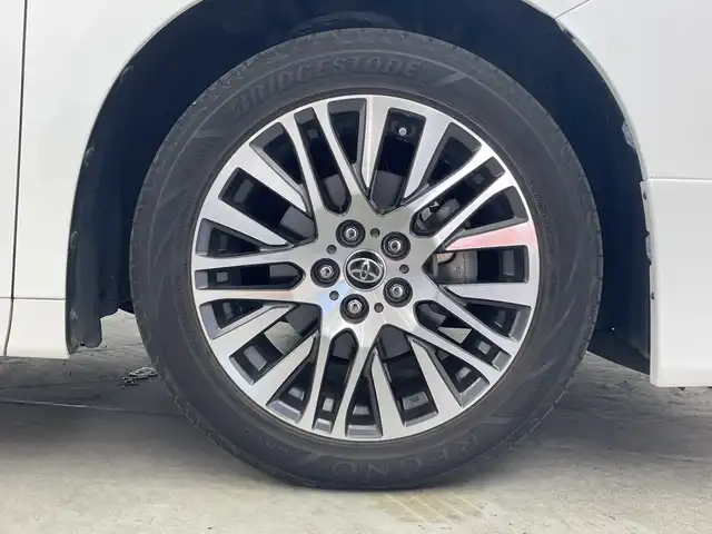 トヨタ ヴェルファイア Z Gエディション 群馬県 2016(平28)年 10万km ホワイトパールクリスタルシャイン モデリスタ　純正１０型ナビ　純正１２．１型後席モニター　アダプティブクルーズコントロール　衝突被害軽減ブレーキ　バックカメラ　純正アルミホイール１８インチ　パワーシート　ＥＴＣ２．０　ＬＥＤ　禁煙車