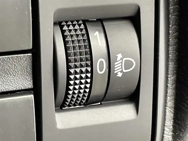 三菱 デリカミニ T プレミアム 群馬県 2025(令7)年 0.1千km 白Ⅱ 届出済未使用車　純正９インチディスプレイオーディオ　アラウンドビューモニター　マイパイロット　ＬＥＤライト　ＡＨＢ　シートヒーター　純正１５インチＡＷ　デジタルルームミラー　スマートキー　スペアキー