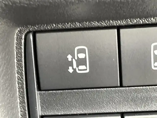 三菱 デリカミニ T プレミアム 群馬県 2025(令7)年 0.1千km 白Ⅱ 届出済未使用車　純正９インチディスプレイオーディオ　アラウンドビューモニター　マイパイロット　ＬＥＤライト　ＡＨＢ　シートヒーター　純正１５インチＡＷ　デジタルルームミラー　スマートキー　スペアキー