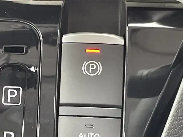 三菱 デリカミニ T プレミアム 群馬県 2025(令7)年 0.1千km 白Ⅱ 届出済未使用車　純正９インチディスプレイオーディオ　アラウンドビューモニター　マイパイロット　ＬＥＤライト　ＡＨＢ　シートヒーター　純正１５インチＡＷ　デジタルルームミラー　スマートキー　スペアキー