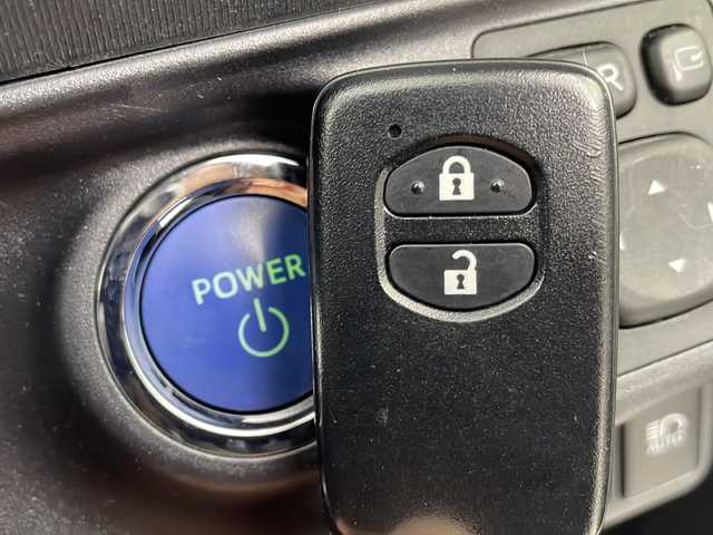 トヨタ アクア クロスオーバー グラム 宮城県 2018(平30)年 5.4万km ブラックマイカ ハーフレザーシート/トヨタセーフティセンス/・プリクラッシュセーフティ/・レーンディパチャーアラート/・オートハイビーム/・クリアランスソナー（前後）/純正9型ナビ/ナビロックの為確認不可/バックカメラ/LEDヘッドライト/LEDフォグライト/純正ドライブレコーダー（フロント）/ビルドインETC/革巻きステアリング/ステアリングスイッチ/プッシュスタート/スマートキー/純正フロアマット/純正16インチアルミホイール/ドアバイザー/横滑り防止装置