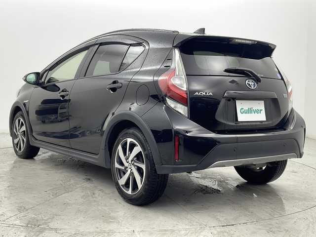 トヨタ アクア クロスオーバー グラム 宮城県 2018(平30)年 5.4万km ブラックマイカ ハーフレザーシート/トヨタセーフティセンス/・プリクラッシュセーフティ/・レーンディパチャーアラート/・オートハイビーム/・クリアランスソナー（前後）/純正9型ナビ/ナビロックの為確認不可/バックカメラ/LEDヘッドライト/LEDフォグライト/純正ドライブレコーダー（フロント）/ビルドインETC/革巻きステアリング/ステアリングスイッチ/プッシュスタート/スマートキー/純正フロアマット/純正16インチアルミホイール/ドアバイザー/横滑り防止装置