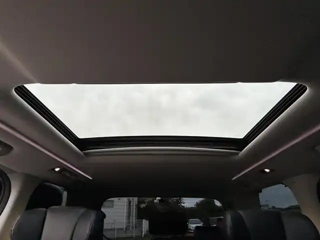 トヨタ ヴェルファイア Z Gエディション 兵庫県 2019(令1)年 4.9万km ホワイトパールクリスタルシャイン 純正10インチナビTV　/三眼LEDヘッドライト　/両側パワースライドドア　/シートヒーターベンチヒーター　/ウッドコンビハンドル　/シーケンシャルウィンカー　/ツインムーンルーフ　/デジタルインナーミラー　/ブラックレザーシート/BSM/トヨタセーフティーセンス/純正フロアマット/ビルトインETC/バックカメラ/オートマチックハイビーム/純正アルミホイル