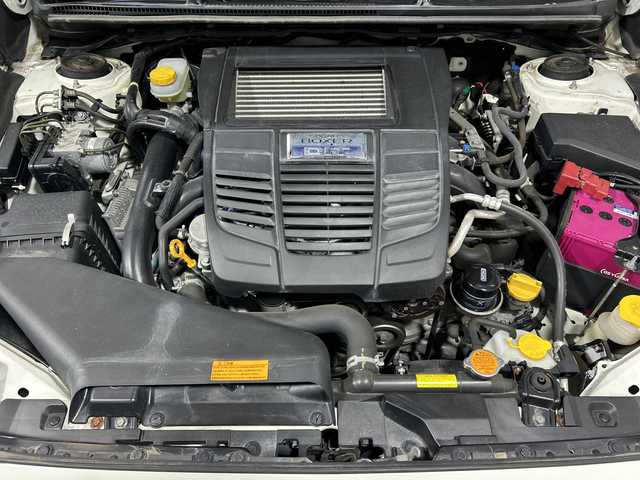 スバル レヴォーグ 1．6STIスポーツアイサイト 神奈川県 2016(平28)年 8.2万km クリスタルホワイトP 純正SDナビ【CN-LR720D】/Bluetooth・SD・iPod・フルセグTV/４WD/アイサイトVer3/バックカメラ/全車速追従機能付クルーズコントロール/本革シート/シートメモリ付前席パワーシート/シートヒーター/ブラインドスポットモニター/ビルトインETC/前側ドライブレコーダー/純正フロアマット/純正18インチアルミホイール/LEDヘッドランプ/オートマチックハイビーム/ダウンヒルアシストコントロール/プリクラッシュブレーキ/アクティブレーンキープ/ステレオカメラ/車線逸脱ふらつき警報/誤発信抑制制御機能/誤後進抑制制御機能